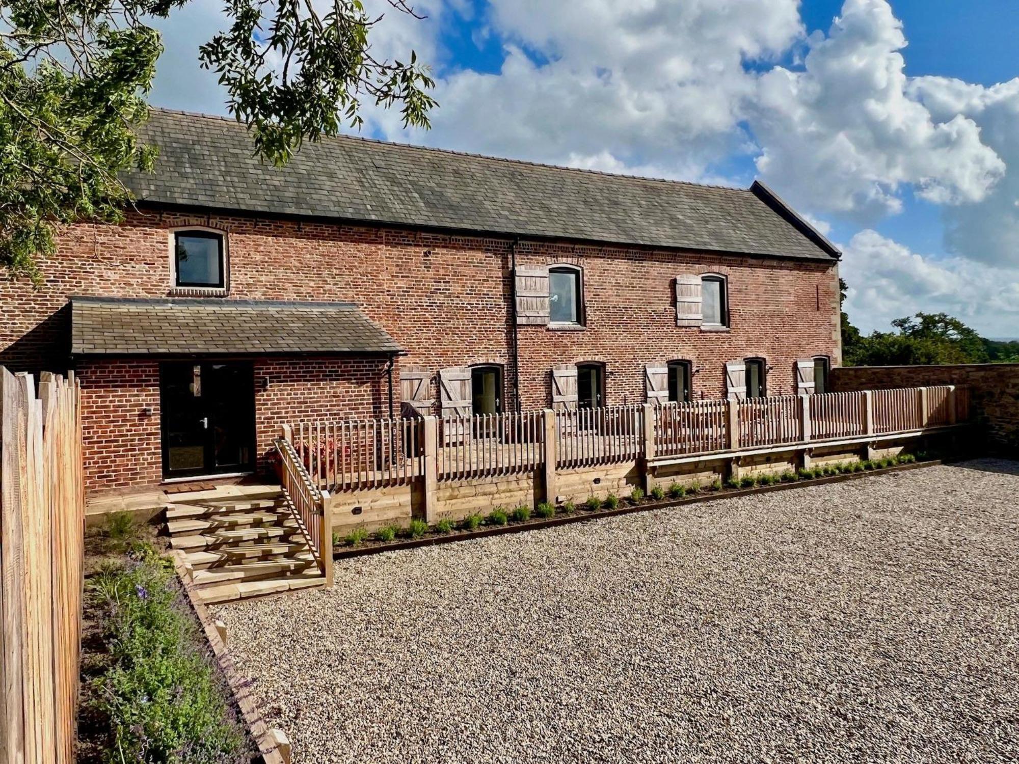 The Barn At Plas Ashpool Sleeps 8 Llandyrnog Екстериор снимка