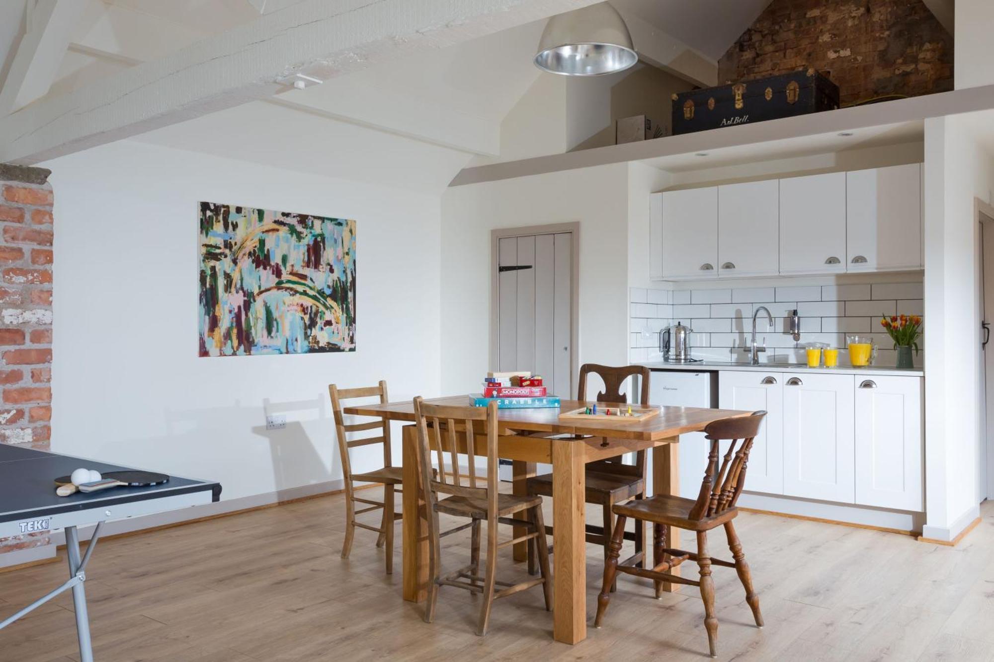 The Barn At Plas Ashpool Sleeps 8 Llandyrnog Екстериор снимка