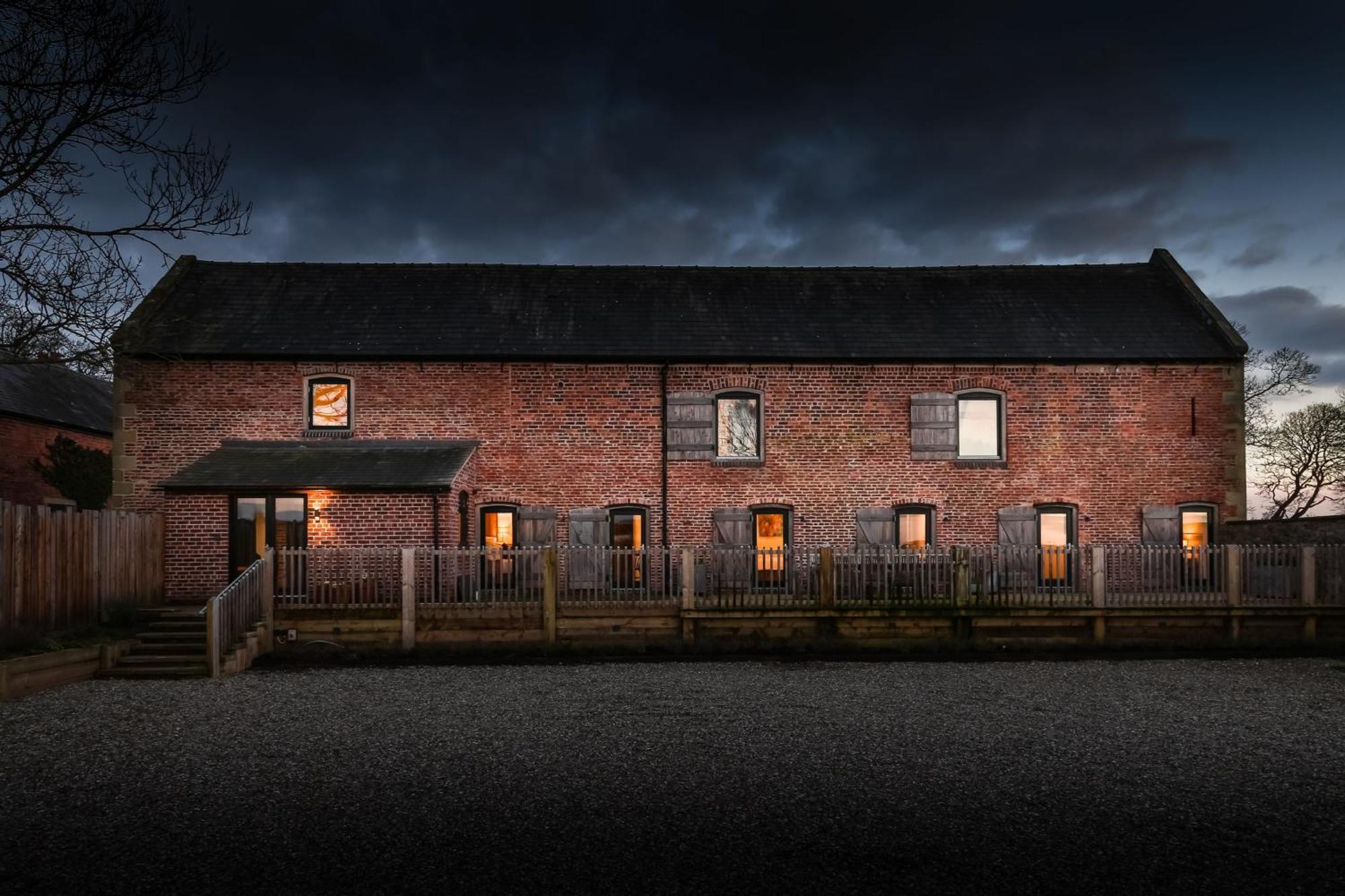 The Barn At Plas Ashpool Sleeps 8 Llandyrnog Екстериор снимка
