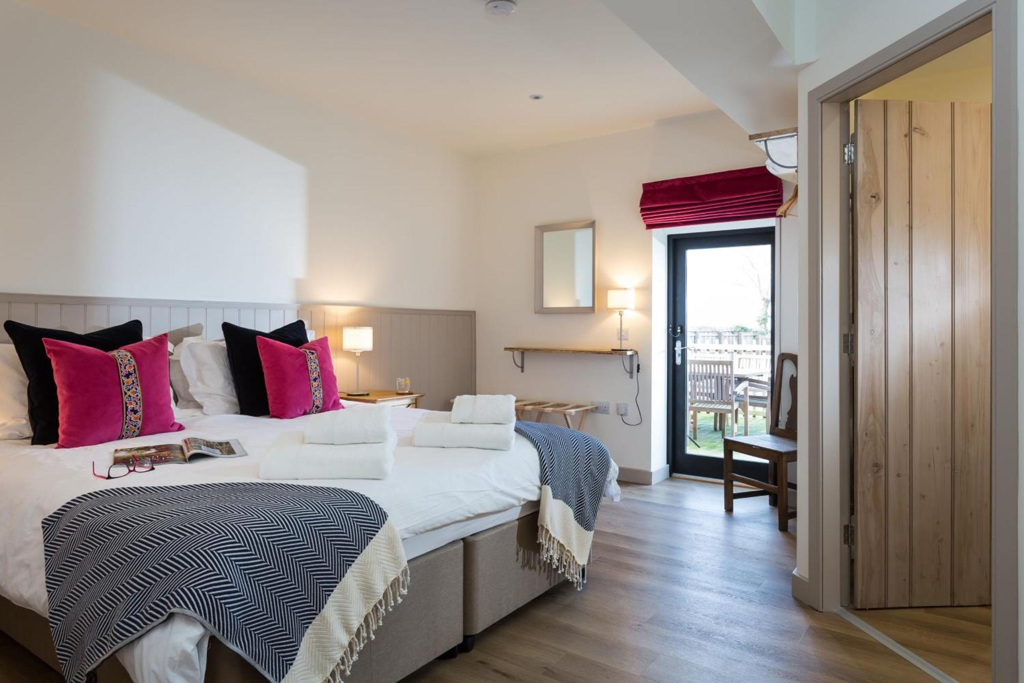 The Barn At Plas Ashpool Sleeps 8 Llandyrnog Екстериор снимка